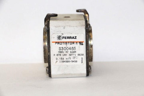 Ferraz Protistor S300465 700V AC 630A - Used